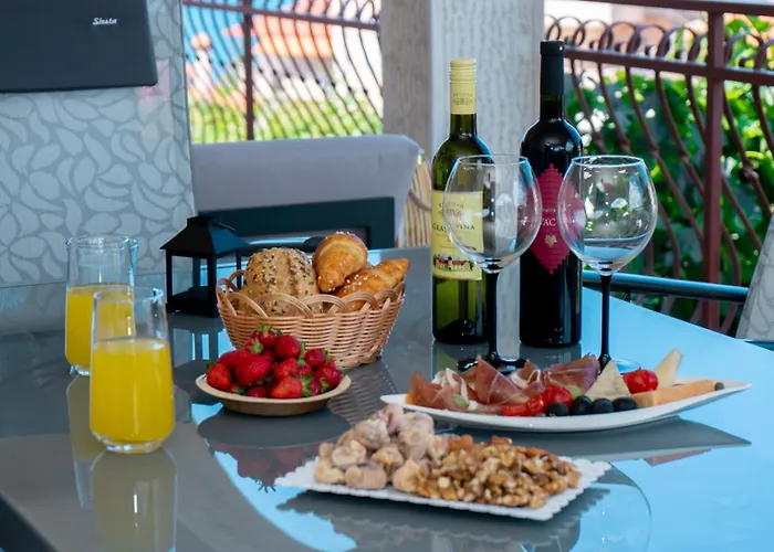 Beata Trogir-okrug Apartman