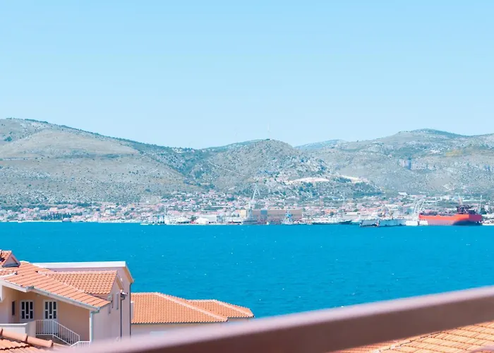 Beata Trogir-okrug Apartman *