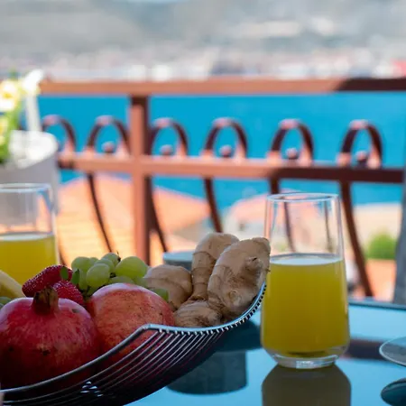 Beata Trogir-okrug * Trogir