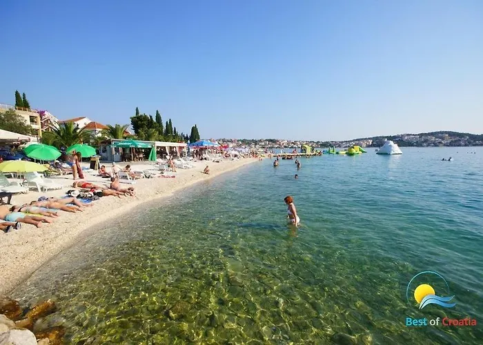 公寓 Beata Trogir-okrug 特罗吉尔