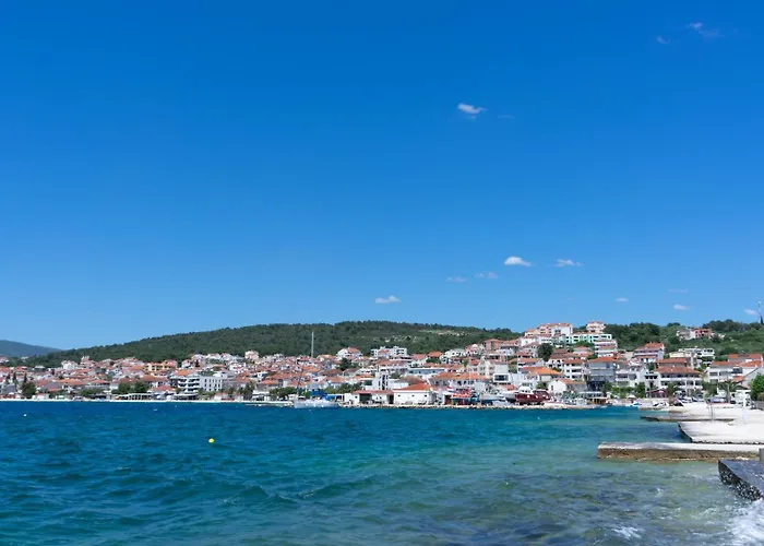 公寓 Beata Trogir-okrug 特罗吉尔